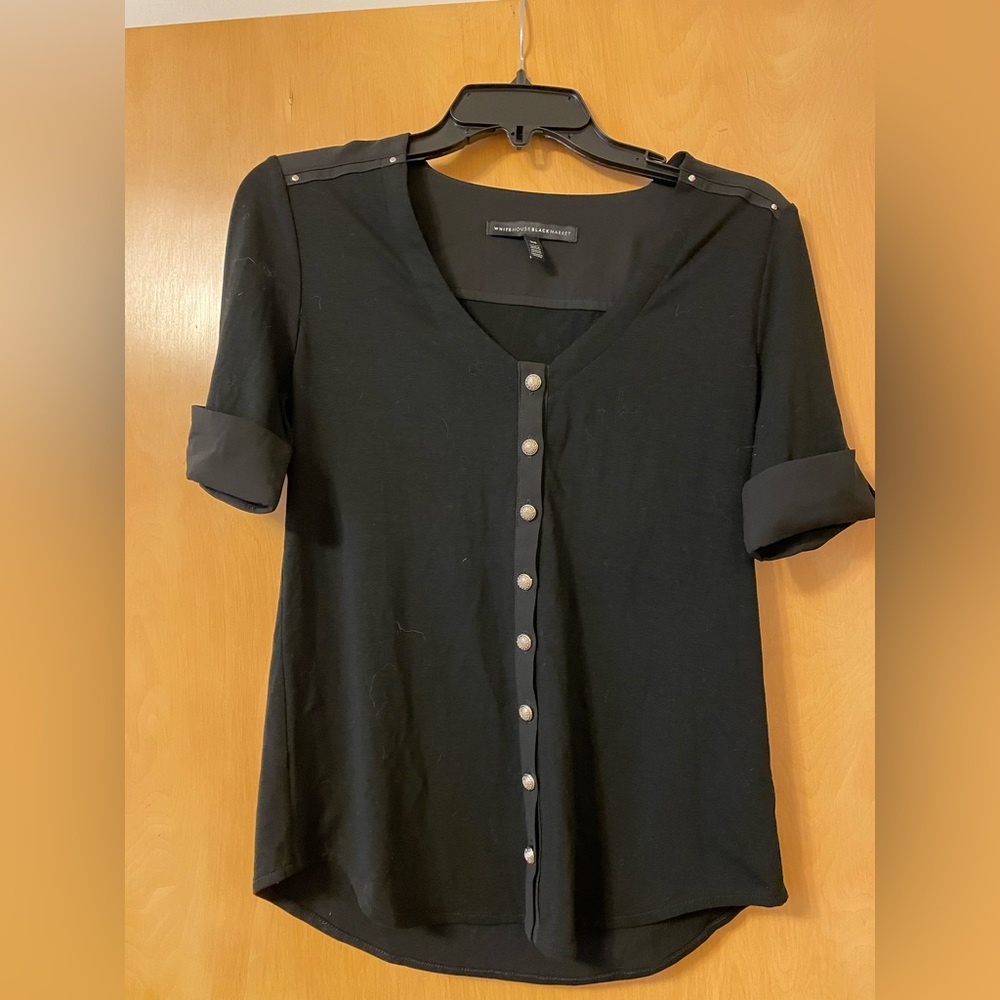 White House black market top. Button detailed.